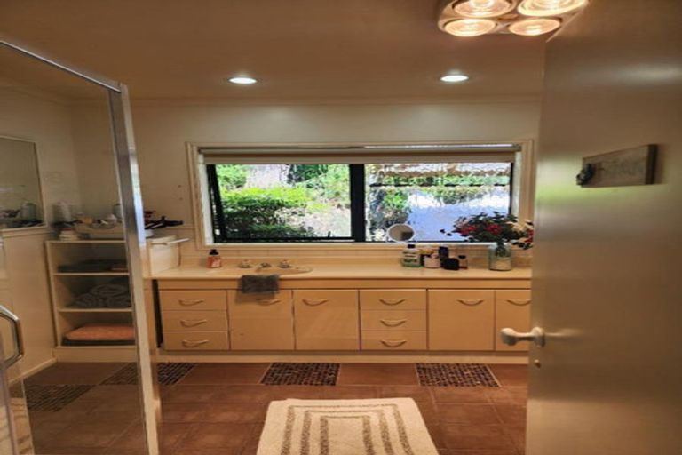 Photo of property in 70 Belt Road, New Plymouth, 4310