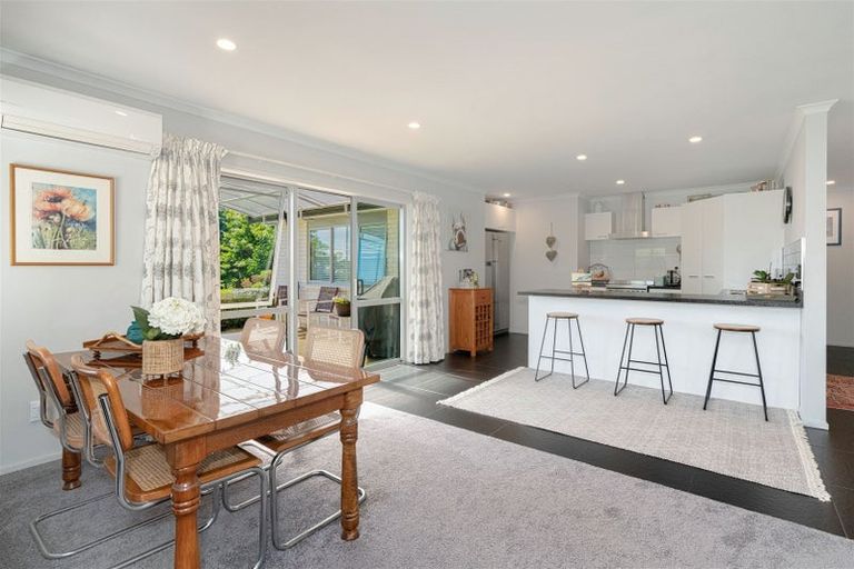 Photo of property in 37 Oakland Lane, Shannon, Palmerston North, 4474