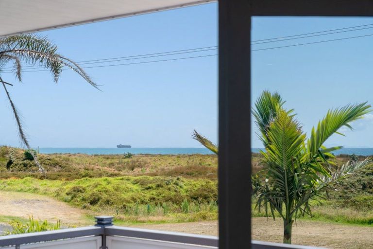 Photo of property in 960a Papamoa Beach Road, Papamoa Beach, Papamoa, 3118