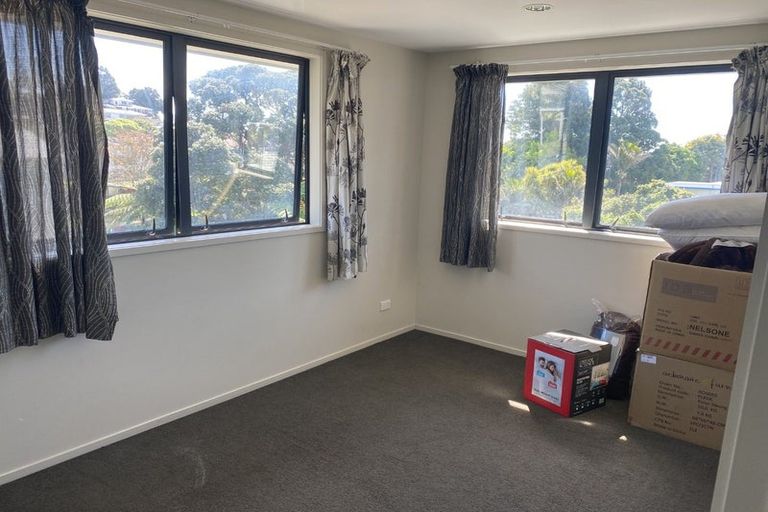 Photo of property in 100 Fulford Street, New Plymouth, 4310