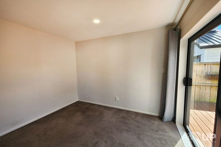 Photo of property in 12 Aviation Drive, Hobsonville, Auckland, 0616