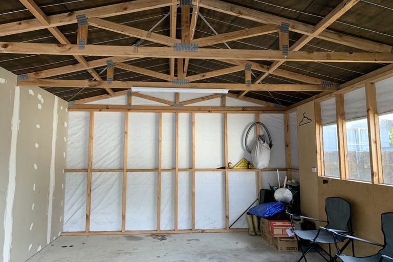 Photo of property in 50b Hartford Crescent, Totara Park, Upper Hutt, 5018