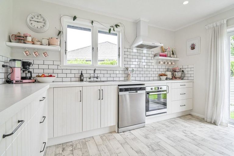 Photo of property in 805 Maitland Crescent, Mayfair, Hastings, 4122