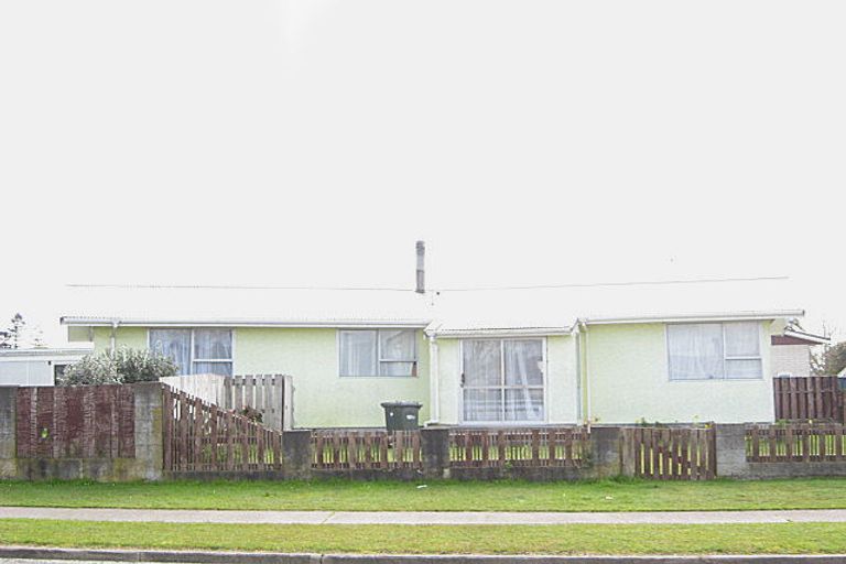 Photo of property in 3 Puriri Crescent, Edgecumbe, 3120