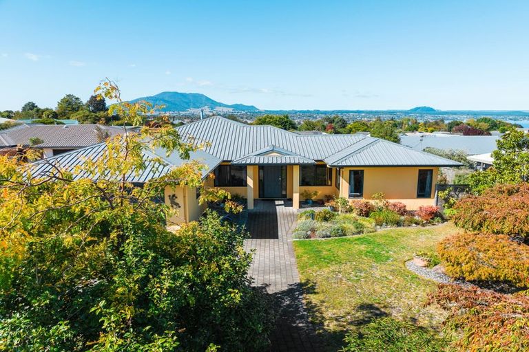 Photo of property in 14 The Grove, Nukuhau, Taupo, 3330