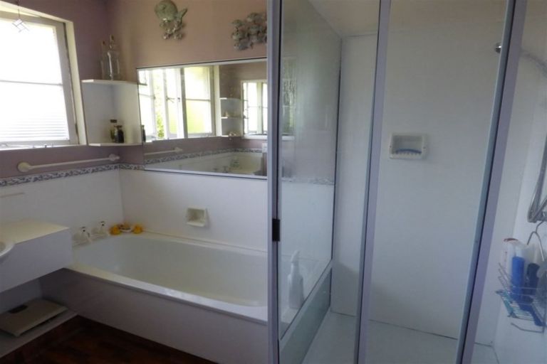 Photo of property in 14 Christie Street, Balclutha, 9230