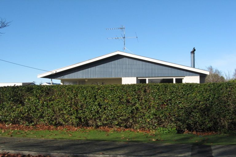 Photo of property in 27 Mary Street, Winton, 9720