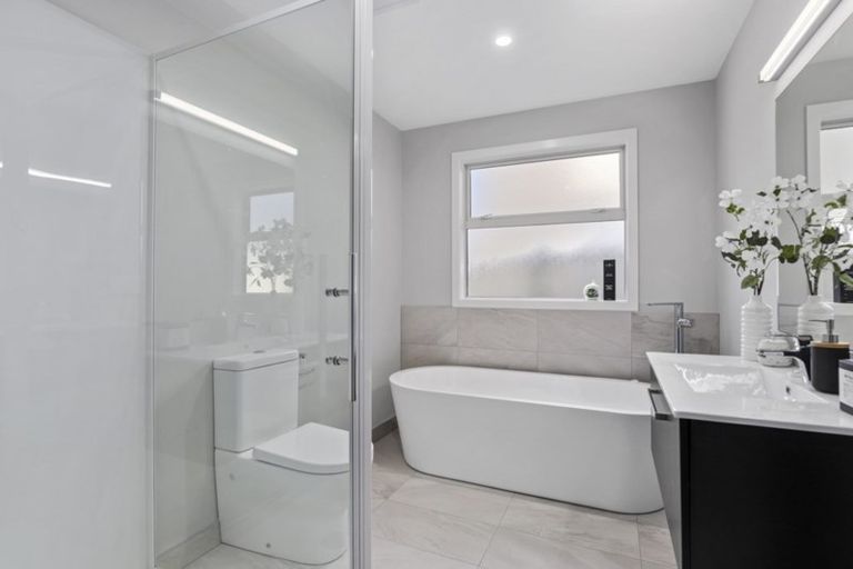 Photo of property in 99a Seddon Road, Frankton, Hamilton, 3204