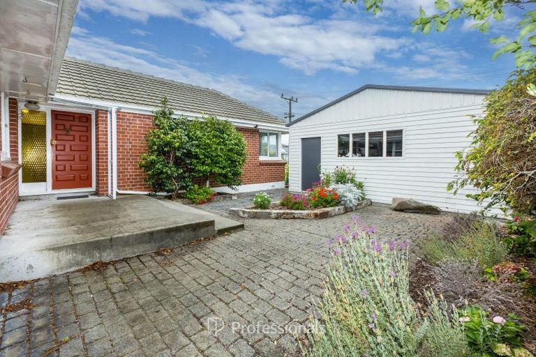 Photo of property in 11 York Avenue, Heretaunga, Upper Hutt, 5018
