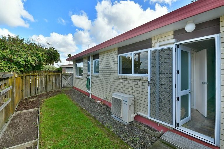 Photo of property in 96c Lakeside Drive, Orewa, 0931