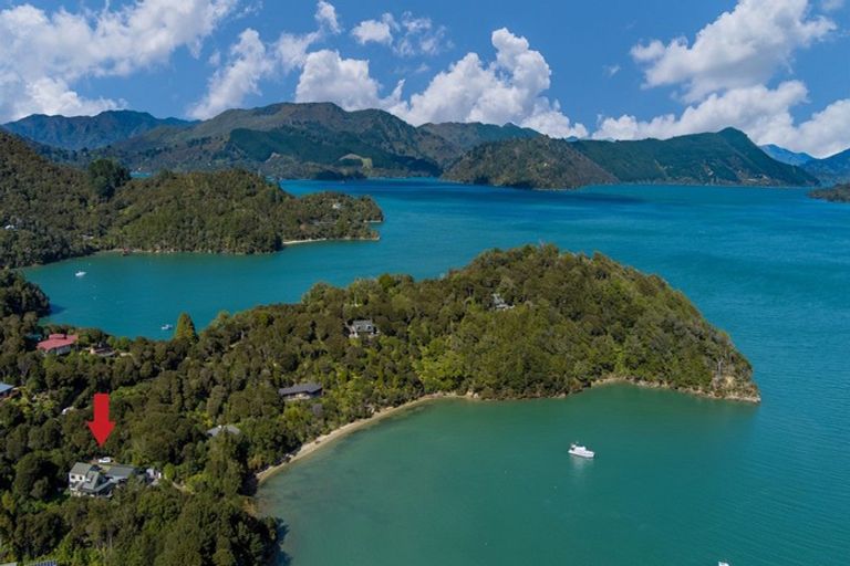 Photo of property in 12 St Omer Road, Saint Omer, Picton, 7282