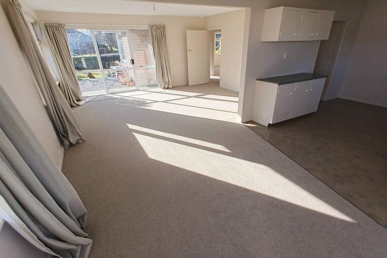 Photo of property in 27 Vauxhall Street, Bishopdale, Christchurch, 8053