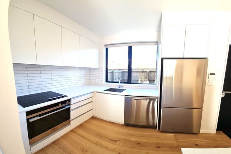 Photo of property in 16b Inglis Street, Seatoun, Wellington, 6022