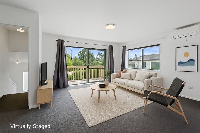 Photo of property in 121b Sunnyside Road, Sunnyvale, Auckland, 0612