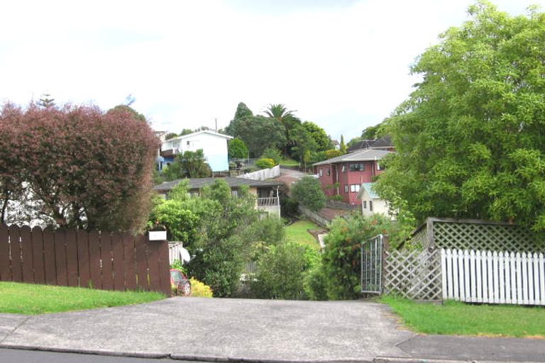 Photo of property in 44 Sungrove Rise, Sunnyvale, Auckland, 0612