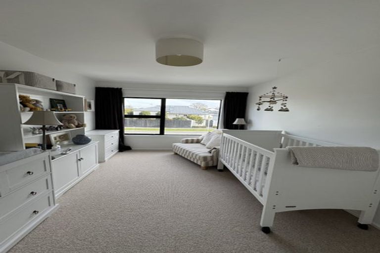 Photo of property in 2/68 Browns Road, St Albans, Christchurch, 8014