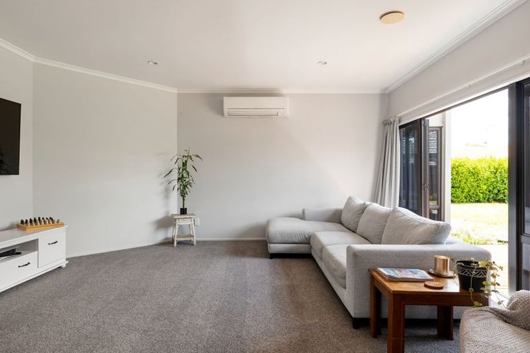 Photo of property in 13 Mangakoea Place, St Andrews, Hamilton, 3200