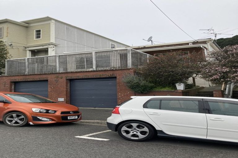 Photo of property in 79 Austin Street, Mount Victoria, Wellington, 6011