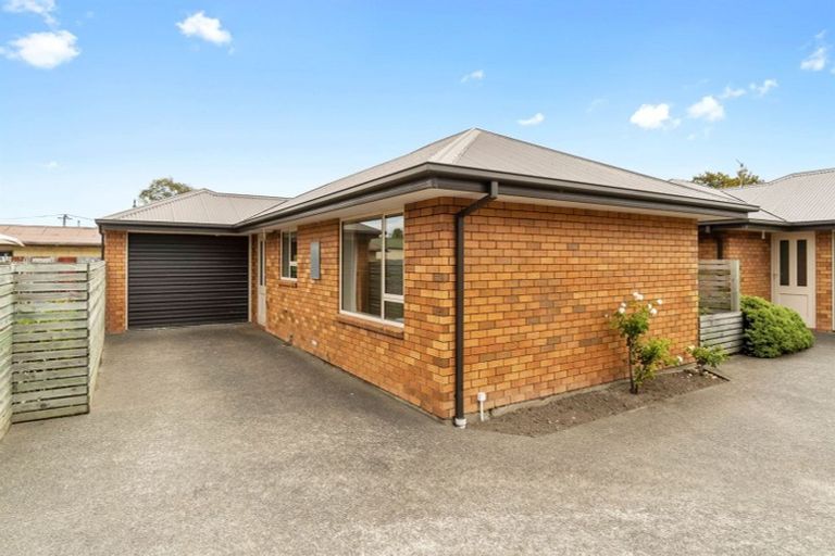 Photo of property in 4/373 Main Road North, Redwood, Christchurch, 8051