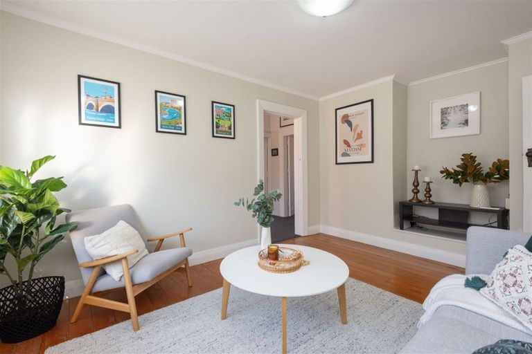 Photo of property in 17 Ensors Road, Opawa, Christchurch, 8023