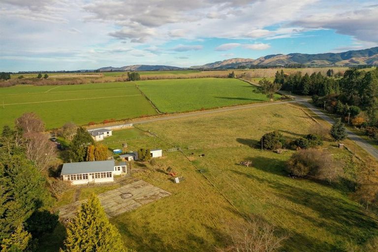 Photo of property in 918 Hunter Makikihi Road, Hunter, Timaru, 7971