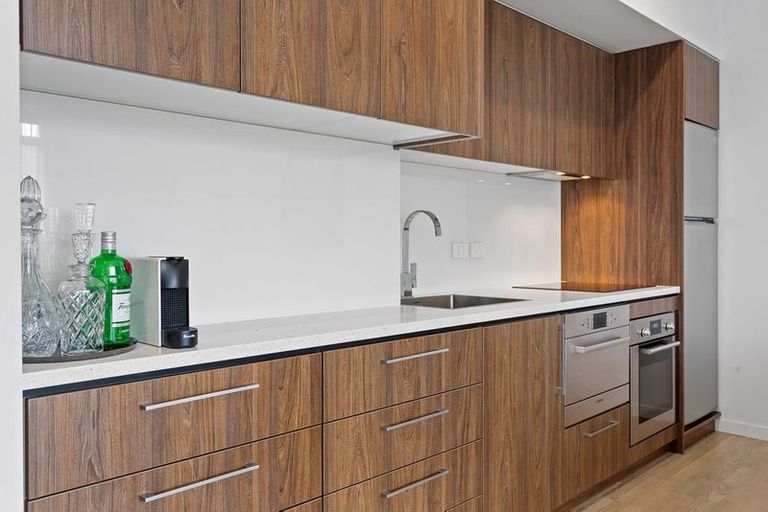 Photo of property in 1/50 Kilmore Street, Christchurch Central, Christchurch, 8013