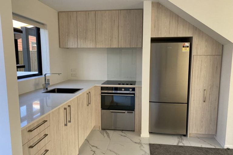 Photo of property in 8/22 Yeovil Road, Te Atatu Peninsula, Auckland, 0610