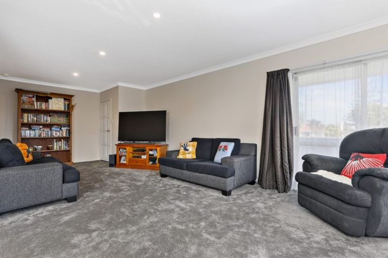 Photo of property in 251 Rangatira Road, Beach Haven, Auckland, 0626