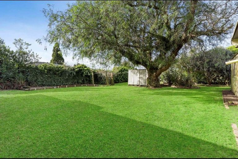 Photo of property in 12 Cross Street, Papakura, 2110