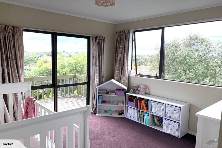 Photo of property in 4 Hassan Drive, Massey, Auckland, 0614