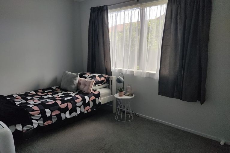 Photo of property in 22a Queen Road, Bellevue, Tauranga, 3110