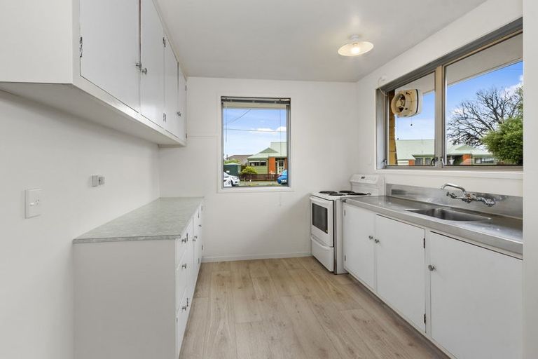 Photo of property in 2/40 Aylmer Street, Somerfield, Christchurch, 8024