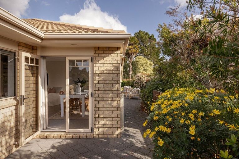 Photo of property in 37 Stableford Drive, Pyes Pa, Tauranga, 3112