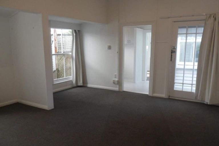 Photo of property in 5 Upland Road, Kelburn, Wellington, 6012