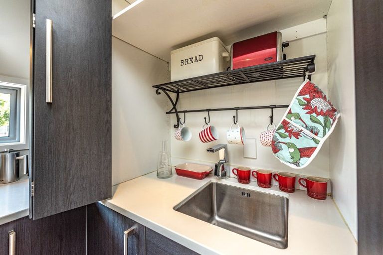 Photo of property in 27 Kent Road, Saint Johns Hill, Whanganui, 4501