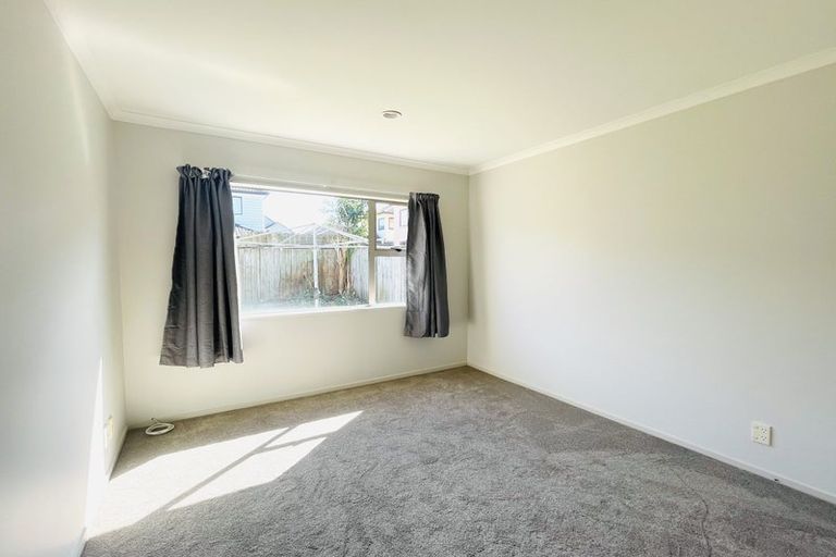 Photo of property in 3 Dione Place, Flat Bush, Auckland, 2016