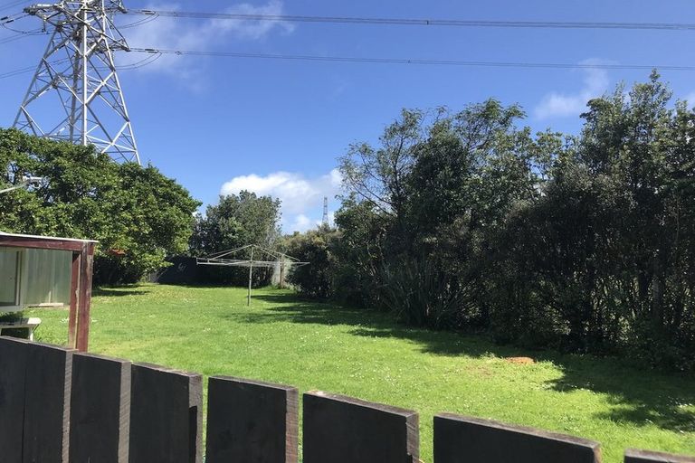 Photo of property in 39 Paritutu Road, Spotswood, New Plymouth, 4310