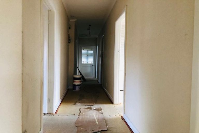 Photo of property in 9a Grande Vue Road, Hillpark, Auckland, 2102