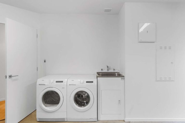 Photo of property in 19 Bamber Crescent, Halswell, Christchurch, 8025