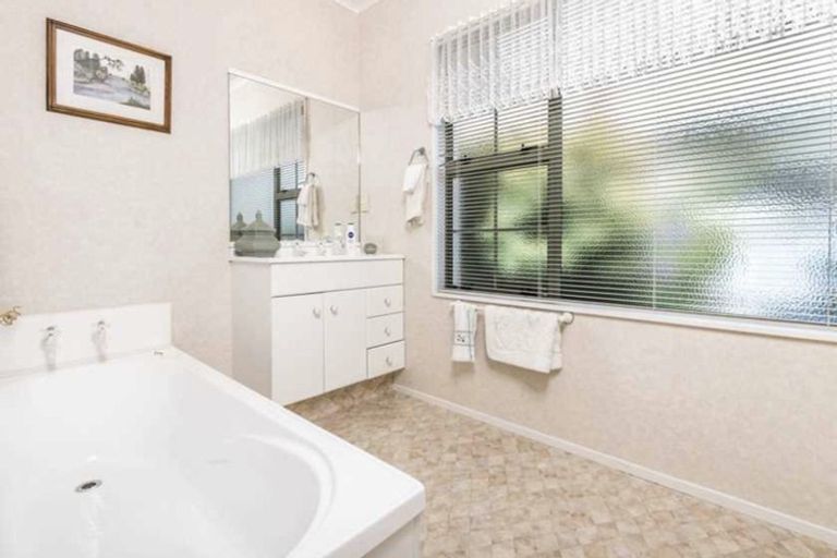 Photo of property in 4 Brentwood Avenue, Nukuhau, Taupo, 3330