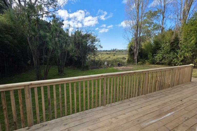 Photo of property in 34 Lowtherhurst Road, Massey, Auckland, 0614