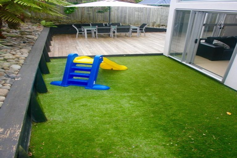 Photo of property in 42a Park Road, Glenfield, Auckland, 0629