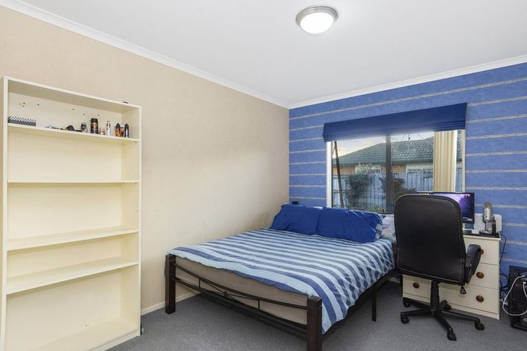 Photo of property in 34 Mcleod Place, Papamoa Beach, Papamoa, 3118