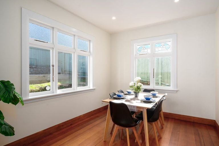 Photo of property in 9 Wavell Street, Karori, Wellington, 6012