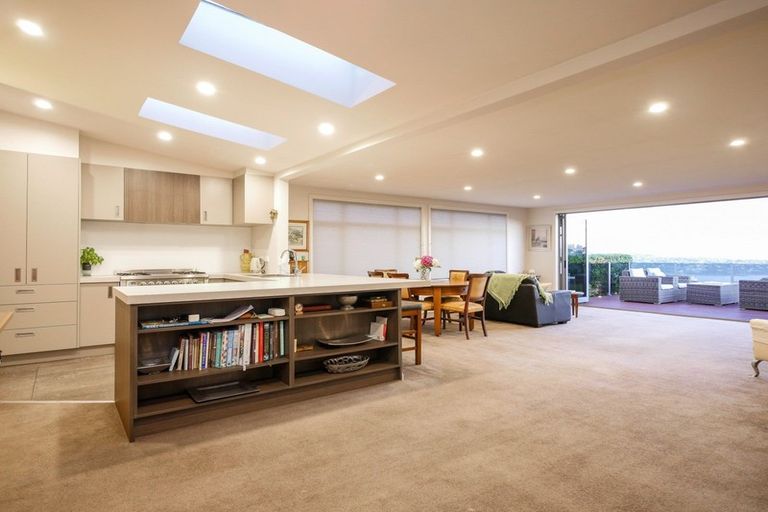 Photo of property in 712 Highgate, Maori Hill, Dunedin, 9010