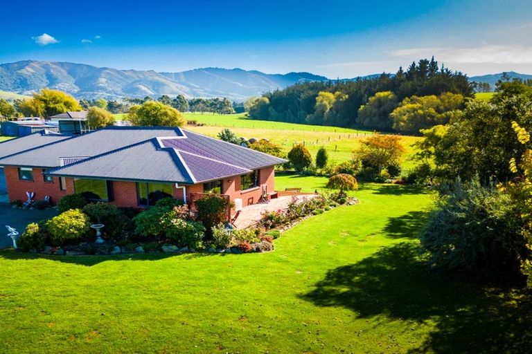 Photo of property in 11 Hunts Road, Waimate, 7978