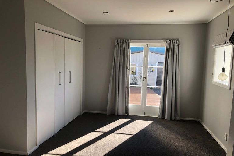 Photo of property in 21 Pilmuir Street, Hutt Central, Lower Hutt, 5010