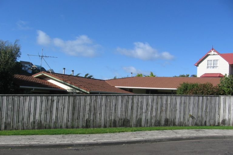 Photo of property in 3 Duggan Place, Johnsonville, Wellington, 6037