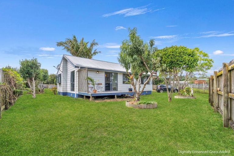 Photo of property in 16 Tamure Place, Ruakaka, 0116