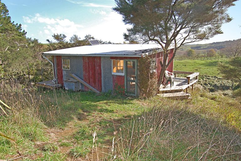 Photo of property in 1122 Oneriri Road, Kaiwaka, 0573